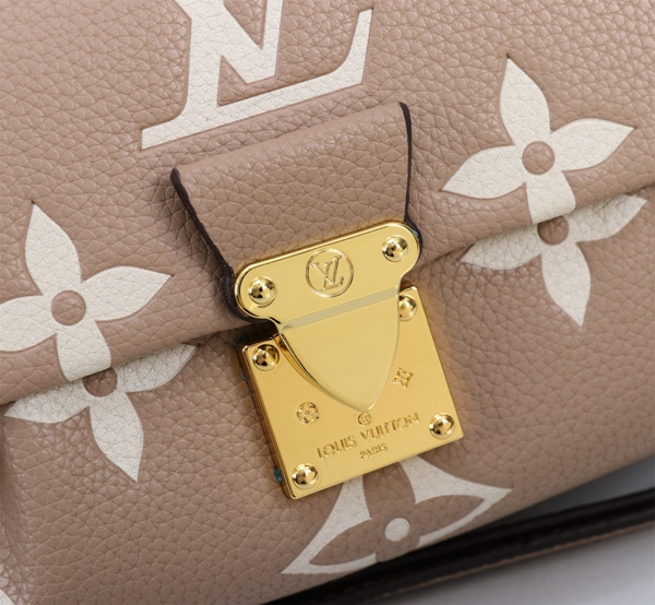 ルイヴィトンバッグ素材ディテール